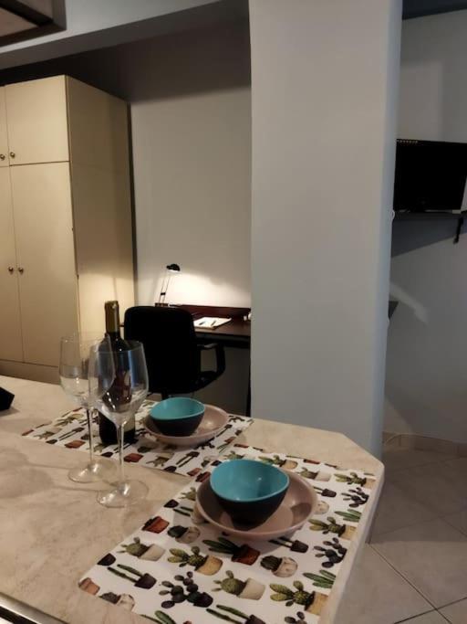 Studio In City Center Apartment Kavála ภายนอก รูปภาพ